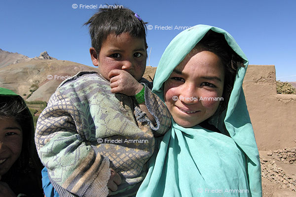 WORLD – Impressions - Hazara children, Afghanistan