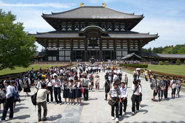 WORLD - Tourismus / Tourism - Todaiji Temple, Nara,  Japan 