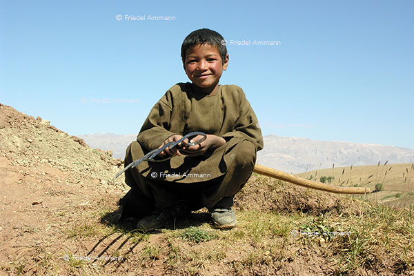 WORLD - Afghanistan – Farmerboy, (Hazara Ethnie)