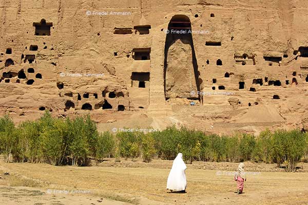 WORLD - Afghanistan - Buddha niches of Bamyan
