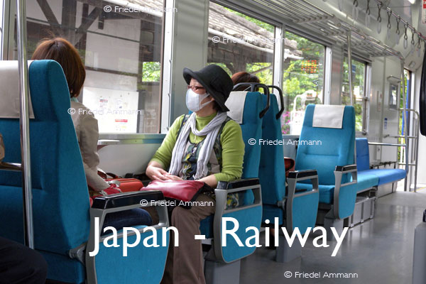 WORLD – Japan – Local Train Kyushu