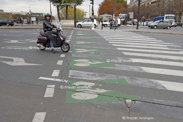 WORLD - France, Paris – Vélocité