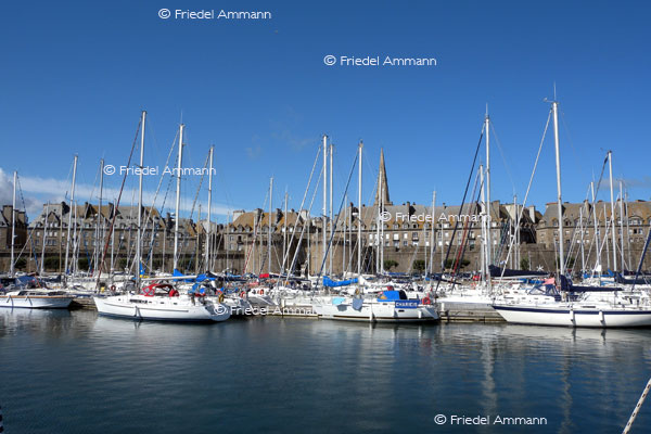 WORLD – France, Bretagne - St Malo