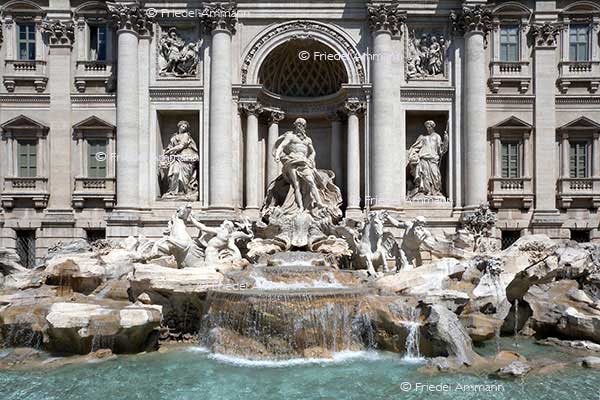 WORLD - Italia - Trevi Brunnen / Fontana di Trevi, Rom