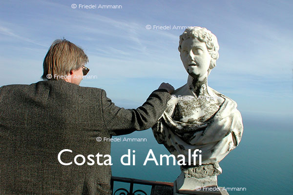 WORLD - Italia, Sud - Amalfiküste / Costa di Amalfi - «Terrazza dell'infinito», Villa Cimbrone - Ravello