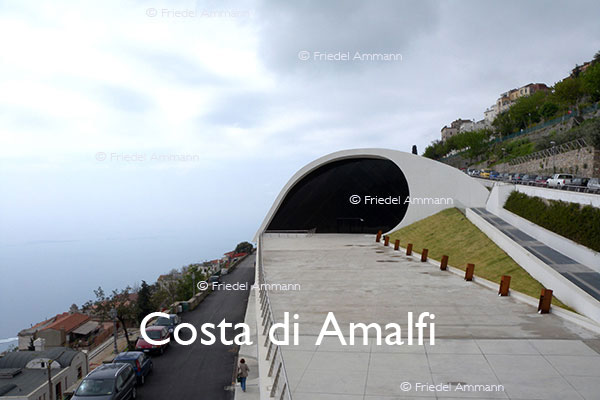WORLD - Italia, Sud - Amalfiküste / Costa di Amalfi – Auditorium (Architekt Oscar Niemeyer), Ravello