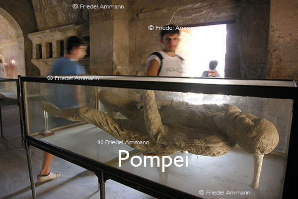 WORLD - Italia, Sud - Pompei