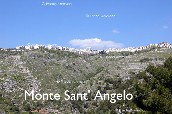 WORLD - Italia, Sud - Monte Sant' Angelo