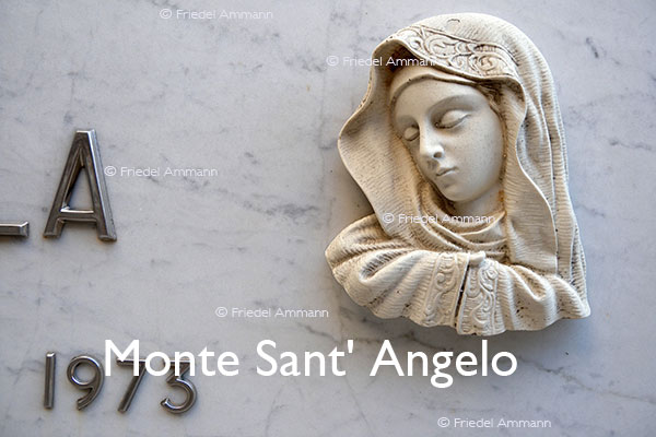 WORLD - Italia, Sud - Monte Sant' Angelo 