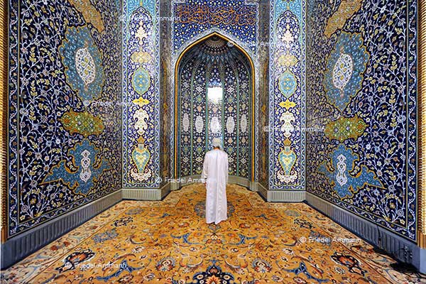 WORLD – Oman - Sultan Qaboos Mosque, Muscat