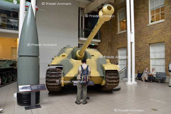 WORLD – London - The War Museum