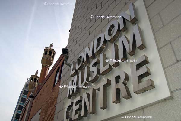WORLD – London - Muslime Centre