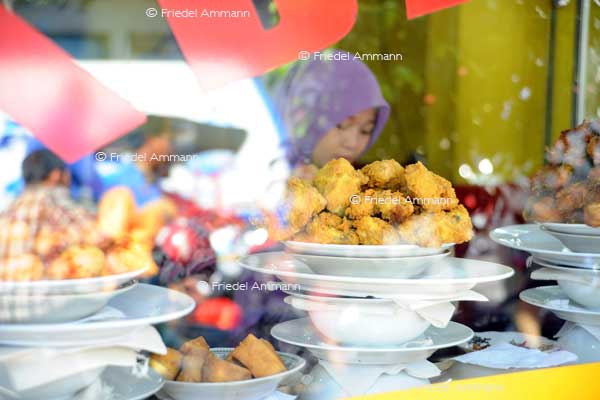 WORLD – Indonesien, Java – muslim restaurant Yogyakarta