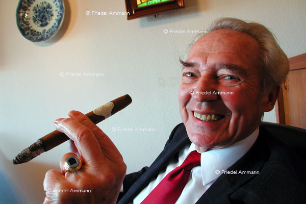 BASEL – Impressionen 1 – Ernst Schneider † - Ehemaliger «Davidoff» Patron
