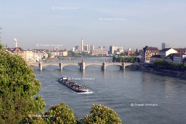 BASEL – Impressionen 1 – Mittlere Rheinbrücke