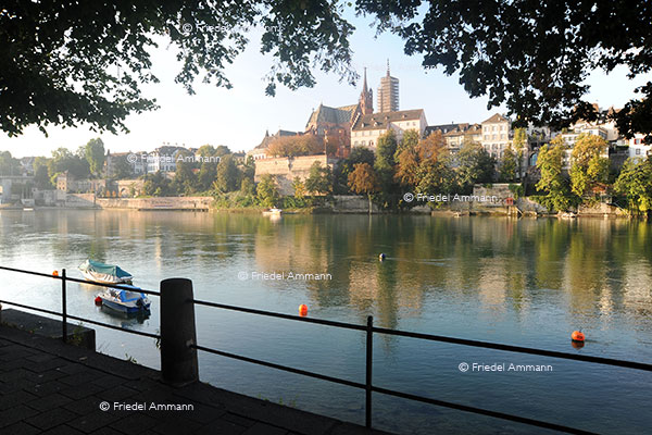BASEL – Impressionen 1 – Kleinbasler Rheinufer, Münster
