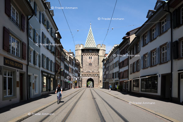 BASEL - Historische Gebäude - Spalentor 