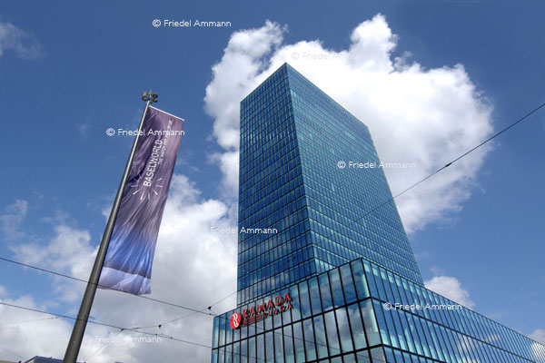 BASEL - Architektur 20. Jahrhundert - Messehochhaus, Architekten Morger Degelo 