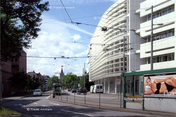 BASEL - Architektur 20. Jahrhundert - White Plaza, Architekt Richard Meier 