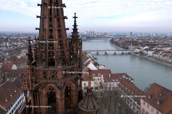 BASEL - Münsterblick nach Nordwesten