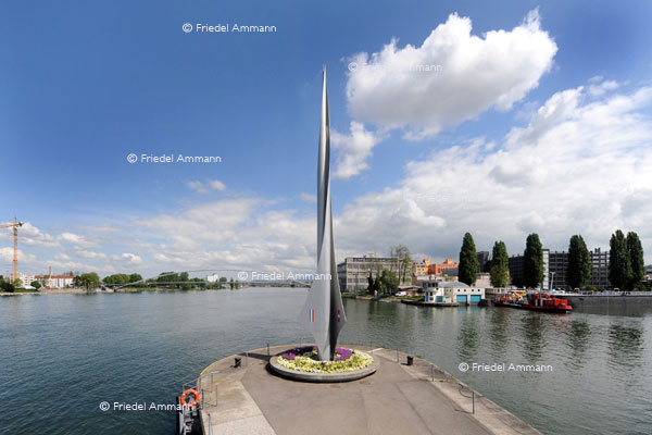 BASEL - Rheinhafen - Dreiländereck, Kleinhüningen