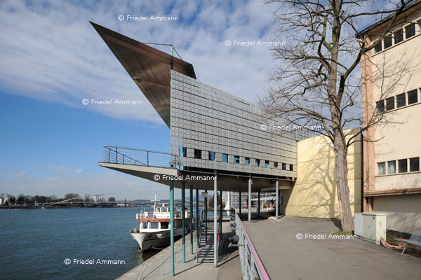 BASEL - Rheinhafen - Dreiländereck, Kleinhüningen