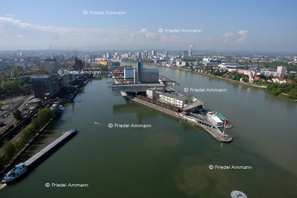BASEL - Rheinhafen - Dreiländereck, Kleinhüningen
