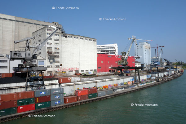 BASEL - Rheinhafen –St Johann (inzwischen abgerissen)