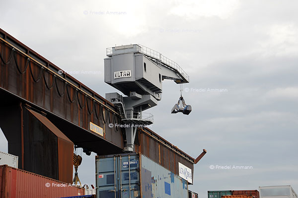 BASEL - Rheinhafen - Birsfelden