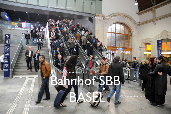 BASEL - Bahnhof SBB – Grosse Halle