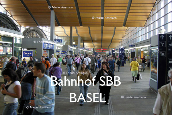 BASEL - Bahnhof SBB - Passerelle
