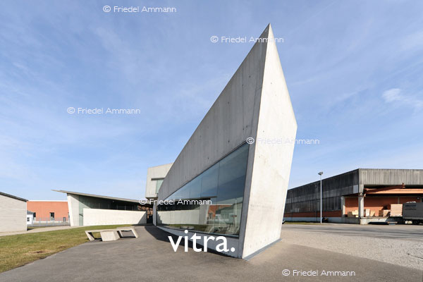  BASEL - vitra. - Weil am Rhein - Werkfeuerwehr, Architektin Zaha Hadid 