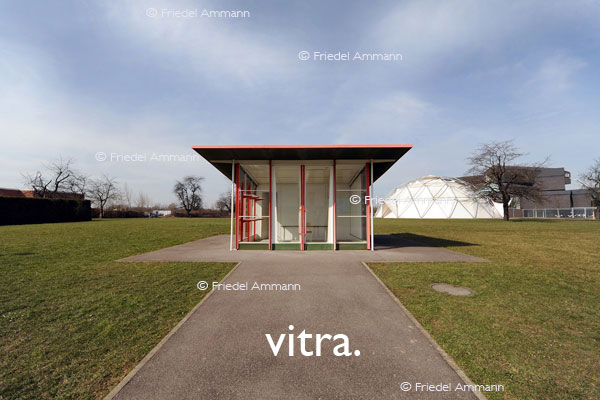 BASEL - vitra. - Weil am Rhein - Tankstellen-Häuschen, Jean Prouvé – Kuppelzelt, Richard Buckminster Fuller – vitraHaus, Herzog & De Meuron