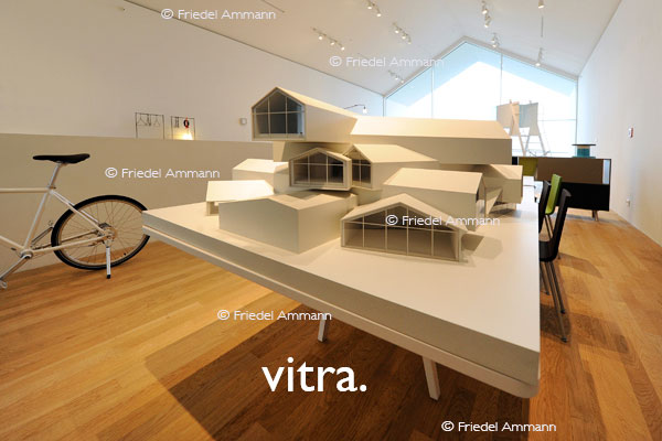 BASEL - vitra. - Weil am Rhein - vitraHaus, Architekten Herzog & De Meuron