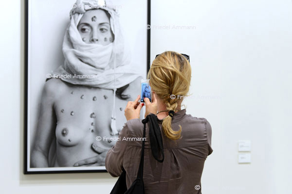 ART Unlimited 44 Basel 2013 - Francois Curlet, Sped Limit, 2013 Hannah Wilke, Sweet Sixteen, 1977, Alison Jacques Gallery 