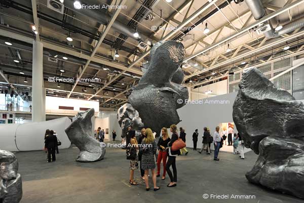 ART Unlimited Basel 41 2010 - Ix/Miss Satin/Zizi/Marguerite de Ponty/David, the Proprietor - Urs Fischer