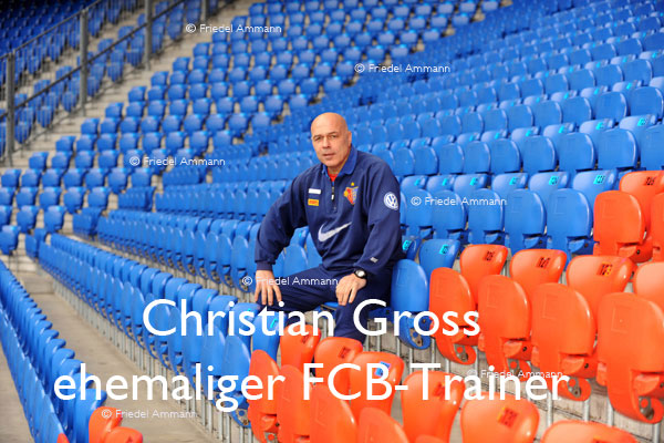 BASEL - BesucherInnen - Christian Gross, ehemaliger FCB-Trainer