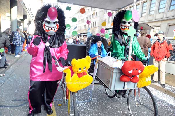 BASEL - Fasnacht 2012 - Familiezyygli