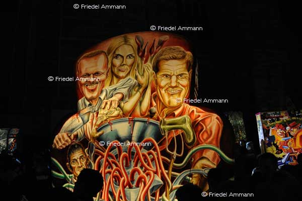 BASEL - Fasnacht 2011 - Laternenausstellung auf dem Münsterplatz