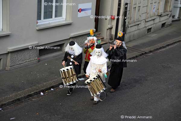 BASEL - Fasnacht 2011 - Gässle  