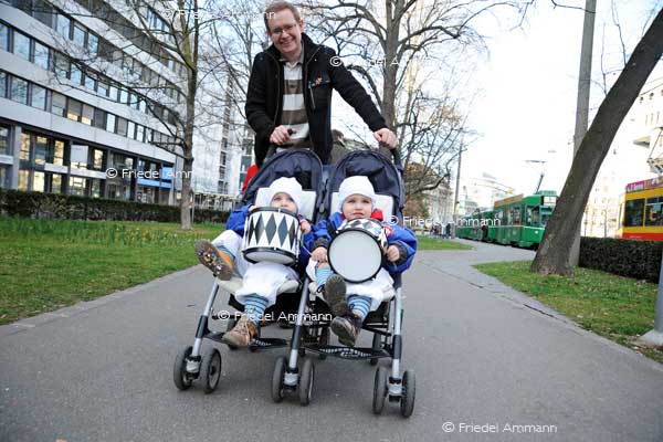 BASEL - Fasnacht 2011 - Kinderfasnacht