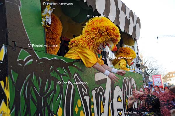 BASEL - Fasnacht 2011 - Waggiswagen