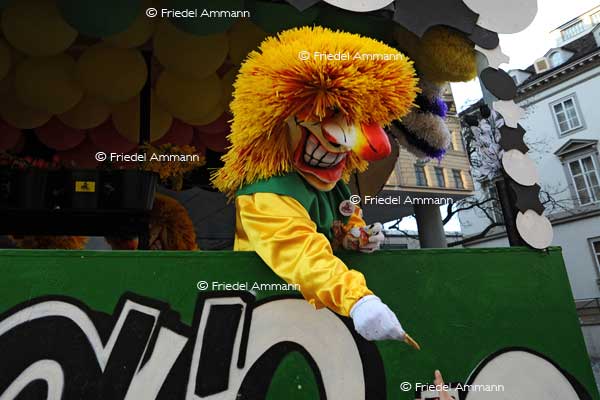BASEL - Fasnacht 2011 - Waggiswagen
