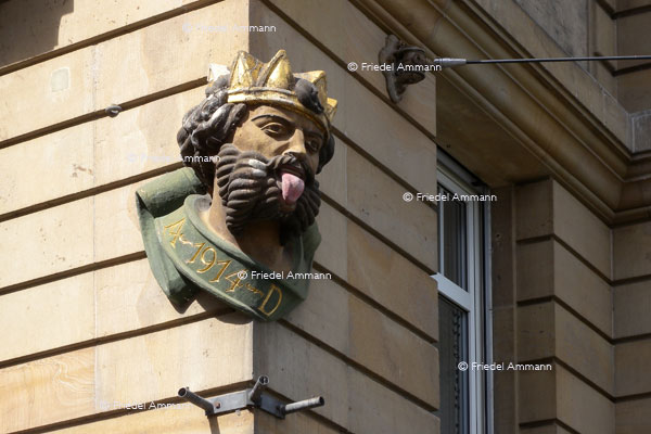 BASEL - Öffentliche Kunst - Lällenkönig, Schifflände