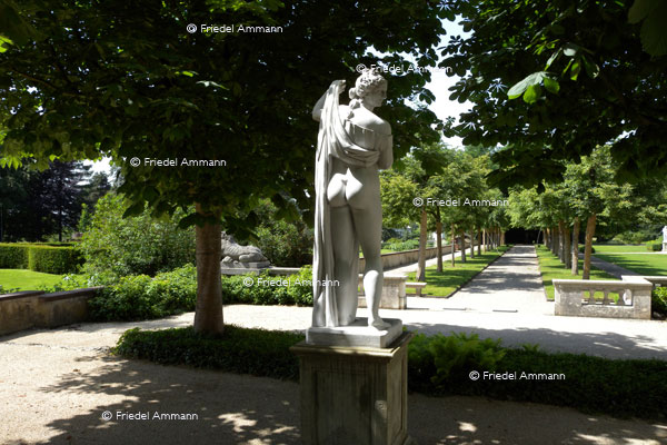 BASEL - Öffentliche Kunst – Skulptur im Wenkenpark, Riehen