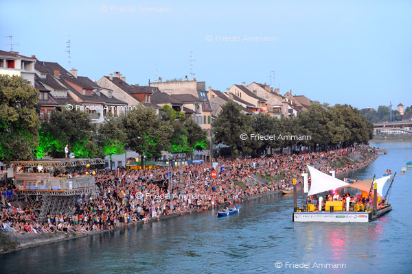 BASEL - Kultur & Kunst – sisch im Fluss