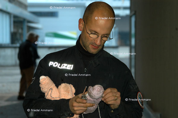 BASEL - Service-Public – Basler Polizei