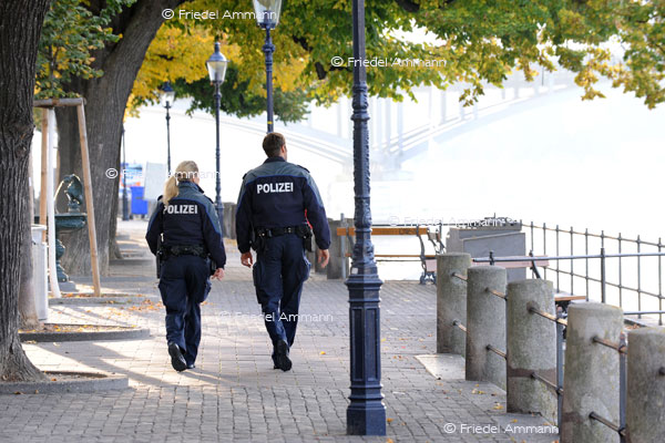 BASEL - Service-Public – Basler Polizei