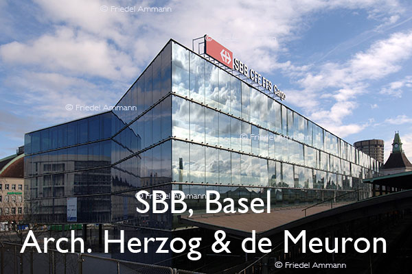 BAUTEN - Architektur 20. Jahrhundert - Geschäftshaus Elsässertor, Basel - Architekten Herzog & de Meuron