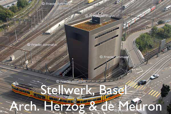 BAUTEN - Architektur 20. Jahrhundert - Zentrales Stellwerk der SBB, Basel, Schweiz - Architekten Herzog & de Meuron